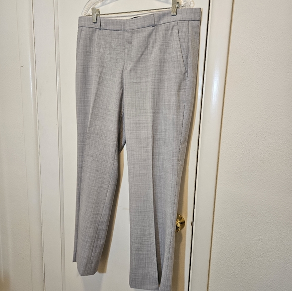 Banana Republic light grey Logan pants - Picture 1 of 8